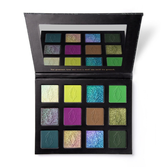 Lethal Cosmetics "Evergreen" eyeshadow palette - Picture 4 of 8